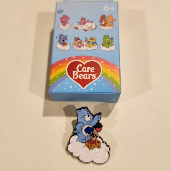 Loungefly Care Bears Glitter Clouds Pin Blind Box Grumpy Bear Basket NEW Opened - Picture 4 of 11
